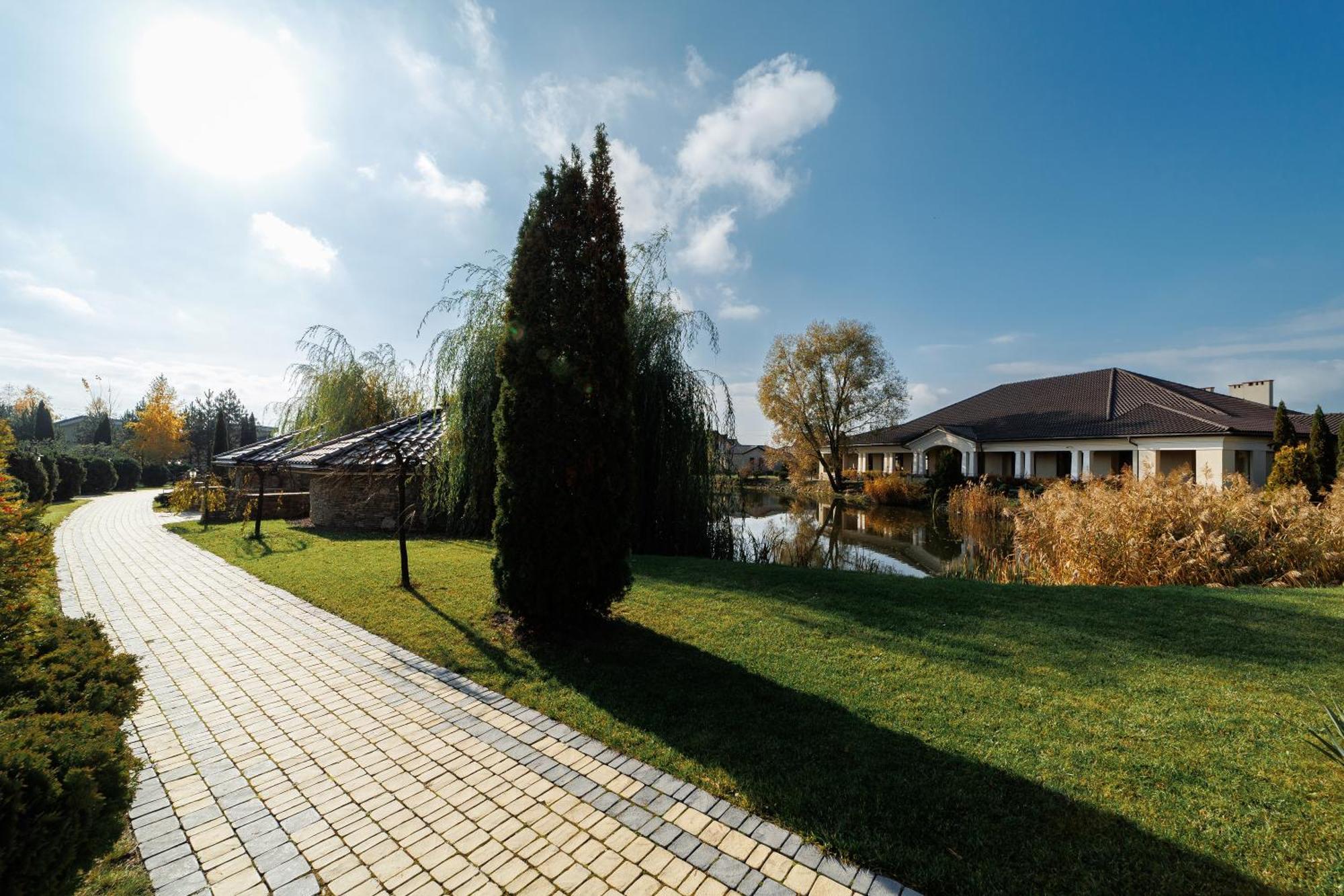 Panska Gora Hotel Sokilnyky Exterior foto